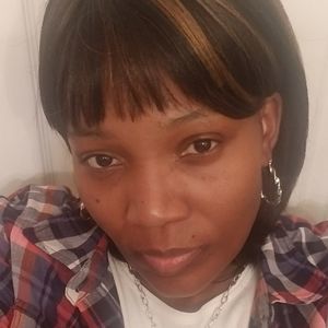 Meet your Posher, Toni